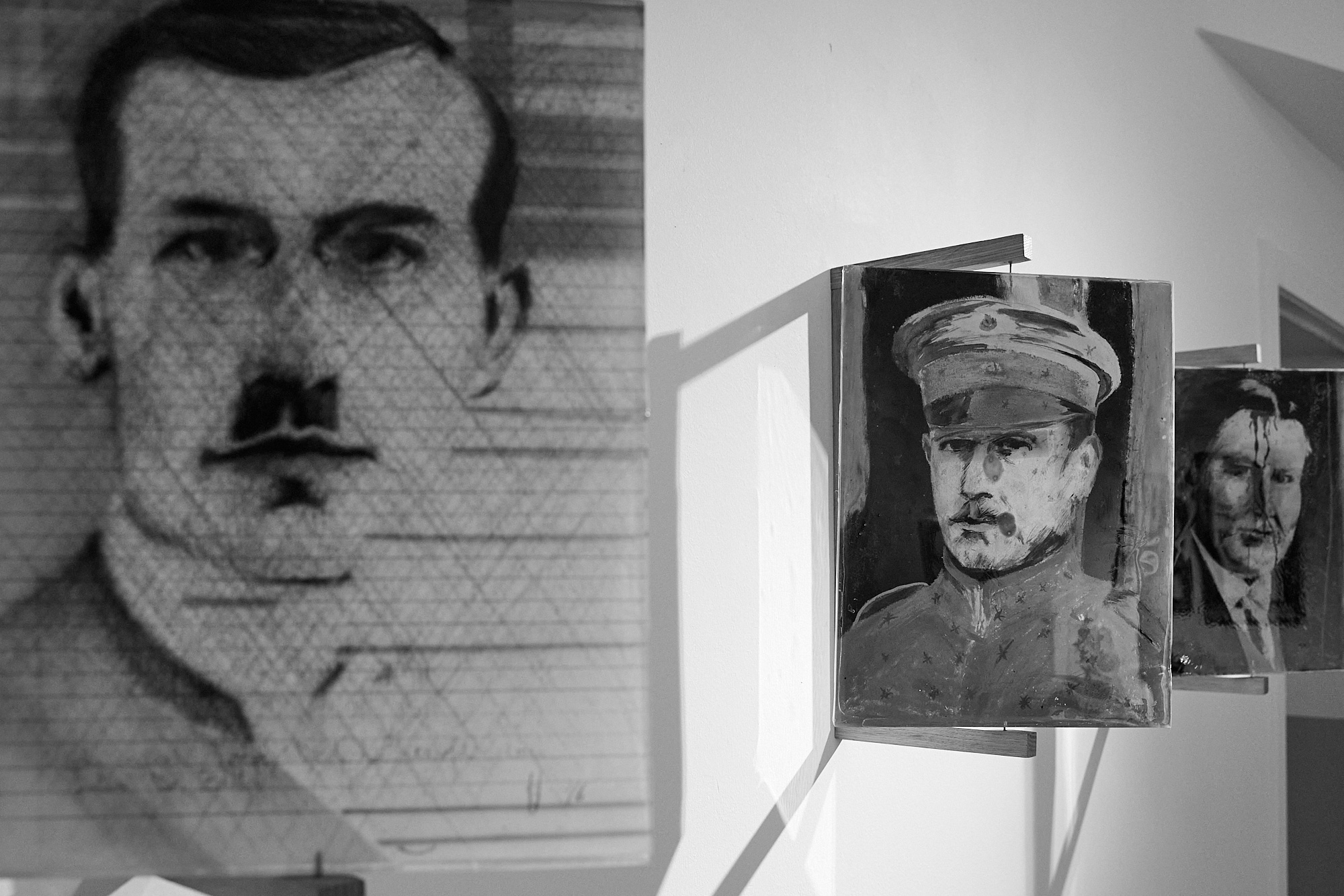 Wired Heads en portretwerken van Steven Vermeyen in Galerie De Ruimte